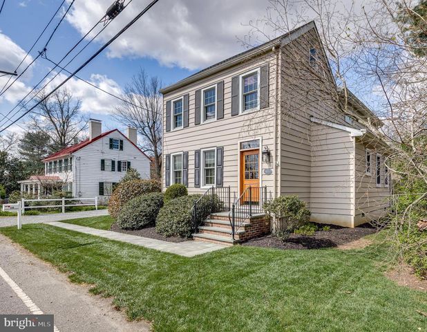 10 CHESTERFIELD GEORGETOWN RD, Chesterfield, NJ 08515