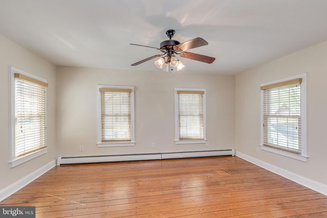 10 CHESTERFIELD GEORGETOWN RD, Chesterfield, NJ 08515