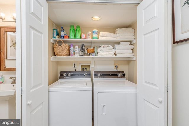 10 CHESTERFIELD GEORGETOWN RD, Chesterfield, NJ 08515