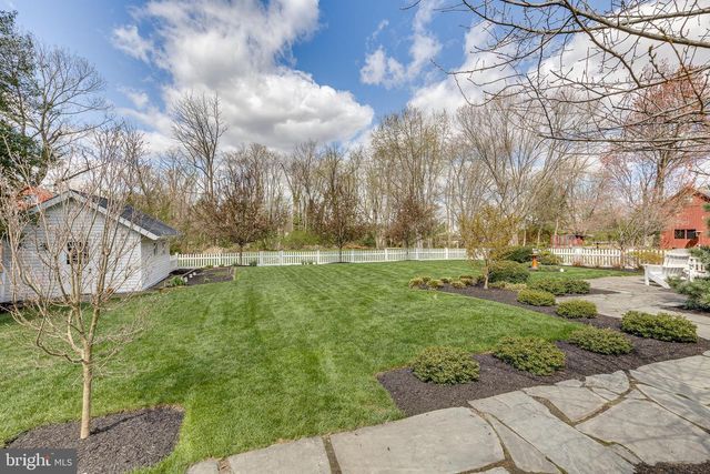 10 CHESTERFIELD GEORGETOWN RD, Chesterfield, NJ 08515