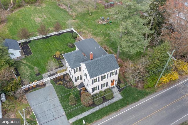 10 CHESTERFIELD GEORGETOWN RD, Chesterfield, NJ 08515