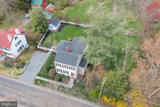 10 CHESTERFIELD GEORGETOWN RD, Chesterfield, NJ 08515