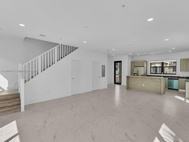 6130 SW 36th Ct 8, Miramar, FL 33023