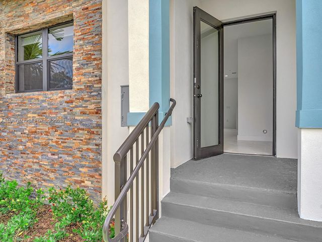 6130 SW 36th Ct 8, Miramar, FL 33023