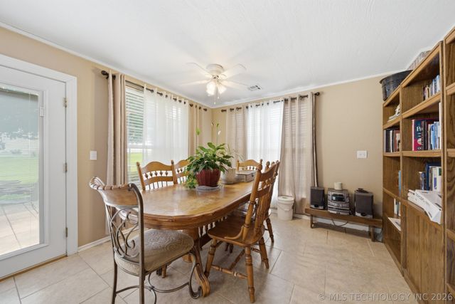 5801 Saddle Lane, Skiatook, OK 74070