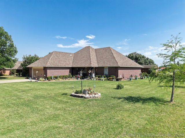 5801 Saddle Lane, Skiatook, OK 74070