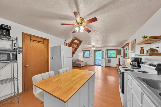 401 Turkey Ridge Road, Wellington, KY 40387