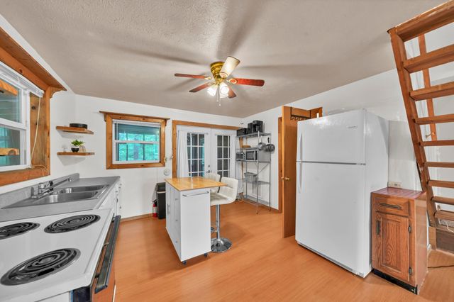 401 Turkey Ridge Road, Wellington, KY 40387