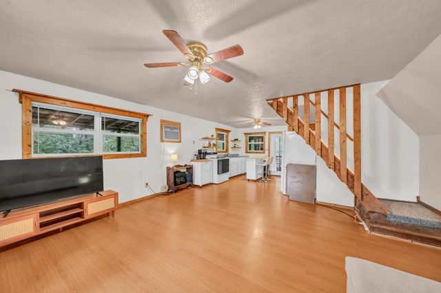 401 Turkey Ridge Road, Wellington, KY 40387