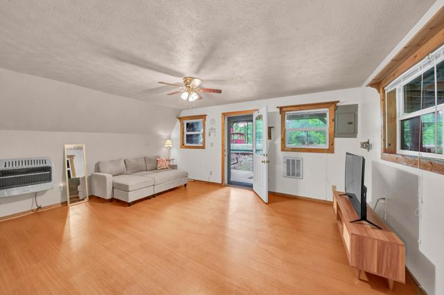 401 Turkey Ridge Road, Wellington, KY 40387