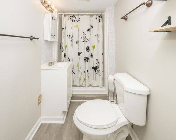 230 W 9th Street, Newport, KY 41071