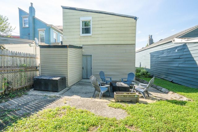230 W 9th Street, Newport, KY 41071
