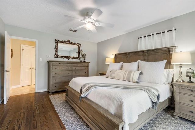 982 West 42nd Street, Houston, TX 77018