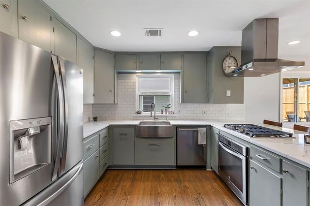 982 West 42nd Street, Houston, TX 77018