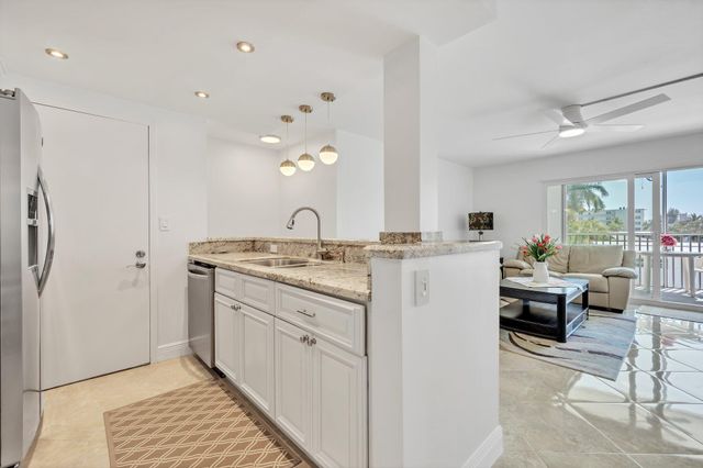 720 Bayshore Drive 304, Fort Lauderdale, FL 33304