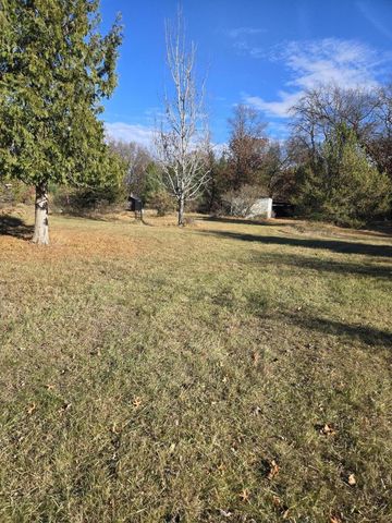 N11612 10th AVENUE, Necedah, WI 54646