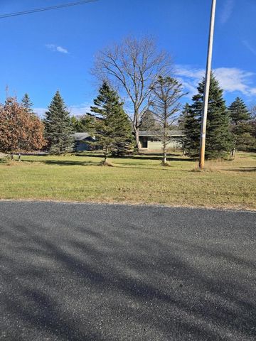 N11612 10th AVENUE, Necedah, WI 54646