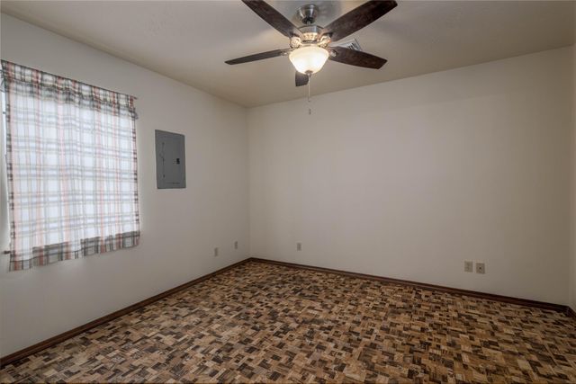 4324 Spring Valley Rd, Houston, TX 77041