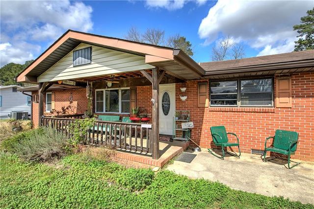 29 Johns Drive NE, Rome, GA 30165