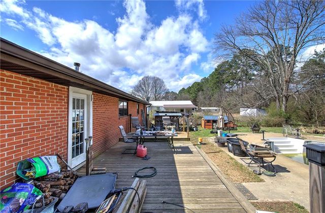 29 Johns Drive NE, Rome, GA 30165