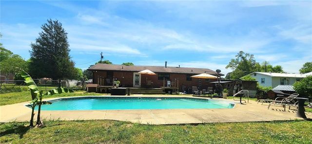 29 Johns Drive NE, Rome, GA 30165