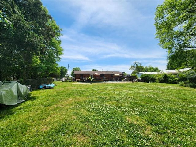 29 Johns Drive NE, Rome, GA 30165