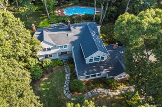8 Waterview Lane, Setauket, NY 11733
