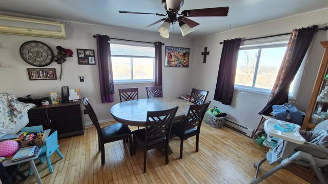 1745 33rd Street SW, Minot, ND 58701
