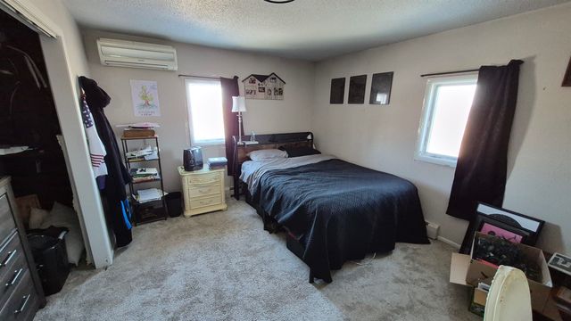 1745 33rd Street SW, Minot, ND 58701