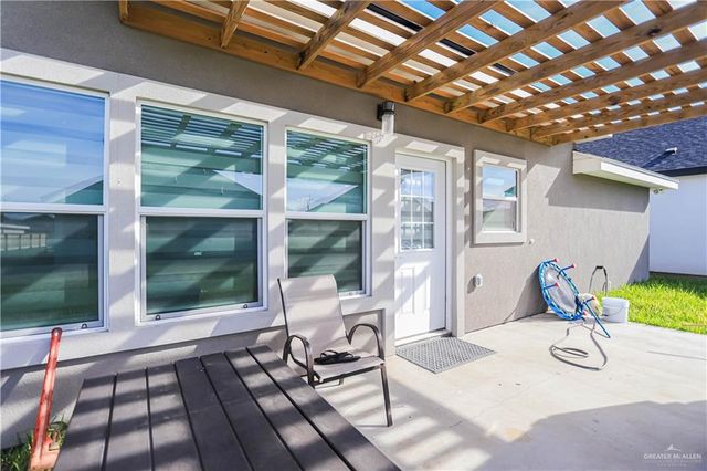 823 Whitewing Street, Alamo, TX 78516