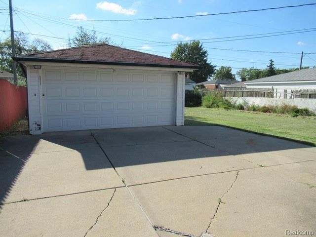 25563 Wagner Avenue, Warren, MI 48089