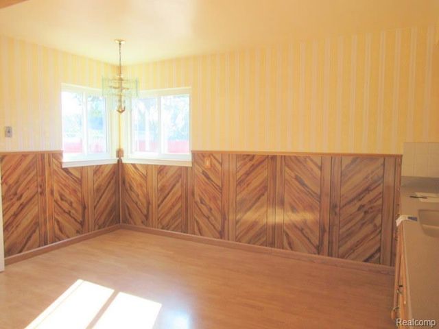 25563 Wagner Avenue, Warren, MI 48089