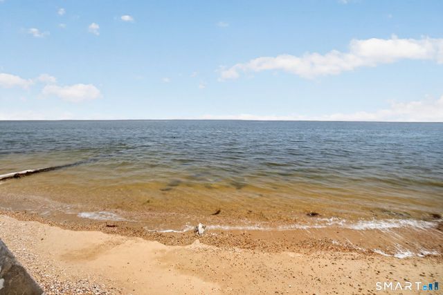 31 Sols Point Road, Clinton, CT 06413