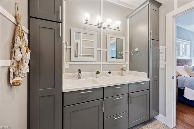 101 Bayside DR, Moyock, NC 27958