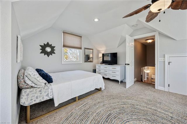 101 Bayside DR, Moyock, NC 27958