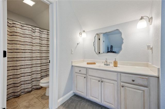 101 Bayside DR, Moyock, NC 27958