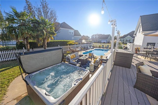 101 Bayside DR, Moyock, NC 27958