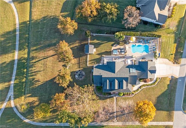 101 Bayside DR, Moyock, NC 27958