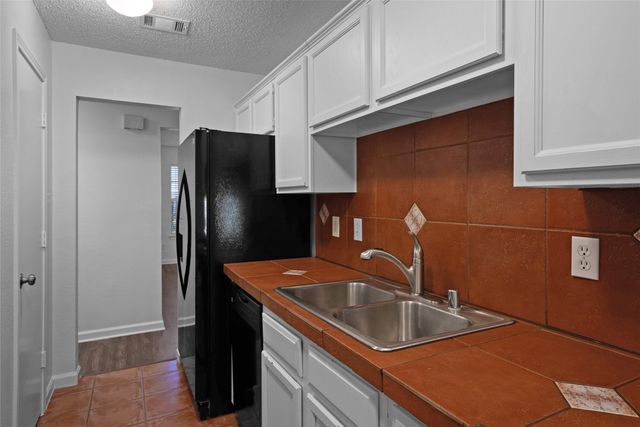 2910 Chisholm Trail, Corinth, TX 76210
