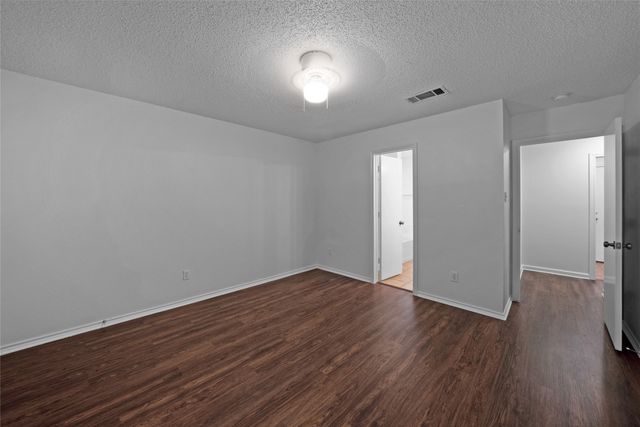 2910 Chisholm Trail, Corinth, TX 76210