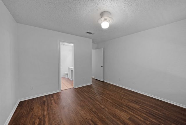 2910 Chisholm Trail, Corinth, TX 76210