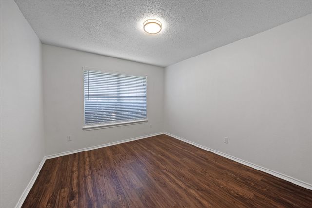 2910 Chisholm Trail, Corinth, TX 76210