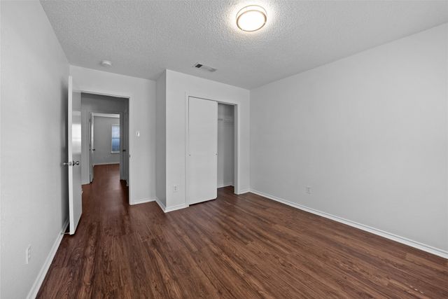 2910 Chisholm Trail, Corinth, TX 76210