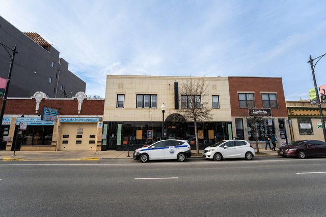 3014 W Irving Park Road, Chicago, IL 60618