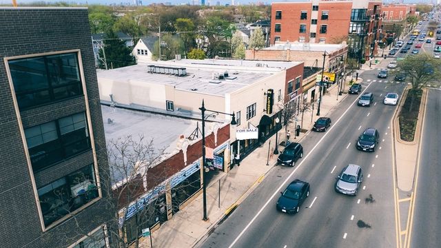 3014 W Irving Park Road, Chicago, IL 60618