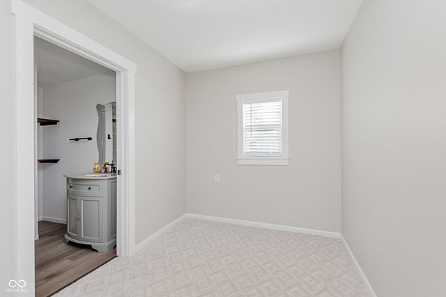 2104 W 16th Street, Anderson, IN 46016