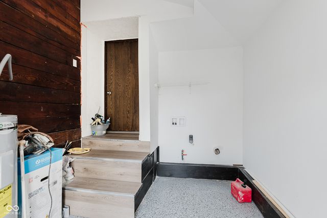 2104 W 16th Street, Anderson, IN 46016