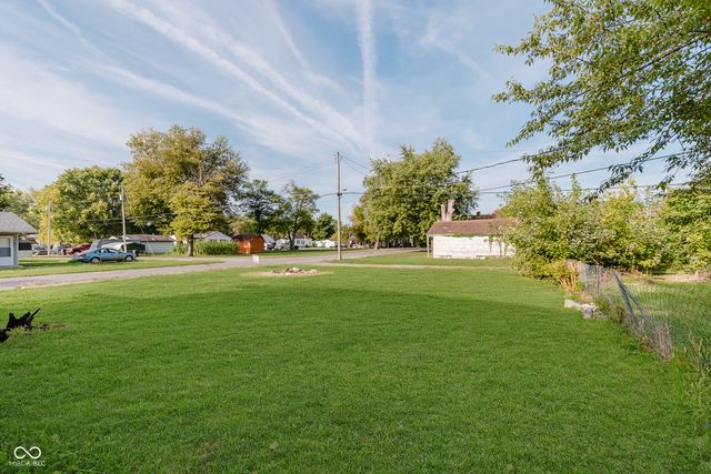 2104 W 16th Street, Anderson, IN 46016