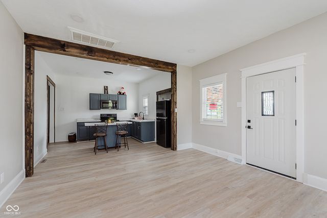 2104 W 16th Street, Anderson, IN 46016