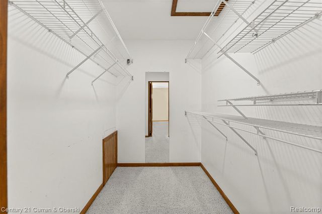 1325 Harbour Boulevard 88, Trenton, MI 48183